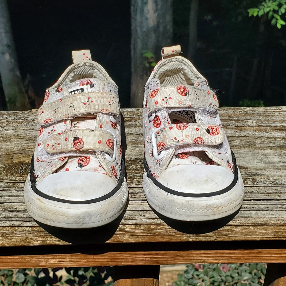 Converse Ladybug sneakers